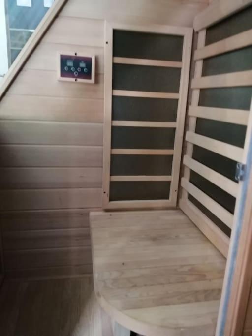 Appartement Avec Sauna Et Balneo Privatifs -Troyes Centre المظهر الخارجي الصورة