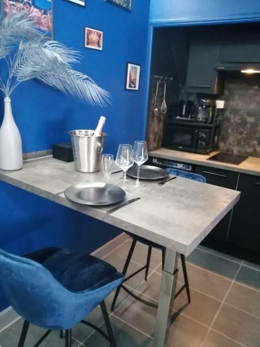 Appartement Avec Sauna Et Balneo Privatifs -Troyes Centre المظهر الخارجي الصورة